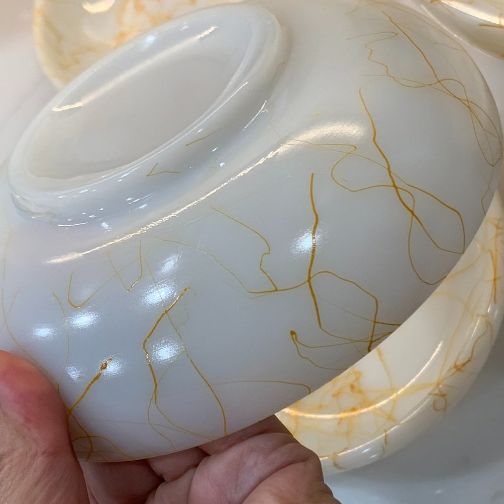 Fantastic Vintage Hazel Atlas Milk Glass Butterscotch Drizzle Serving Bowl Set - Picture 8 of 15